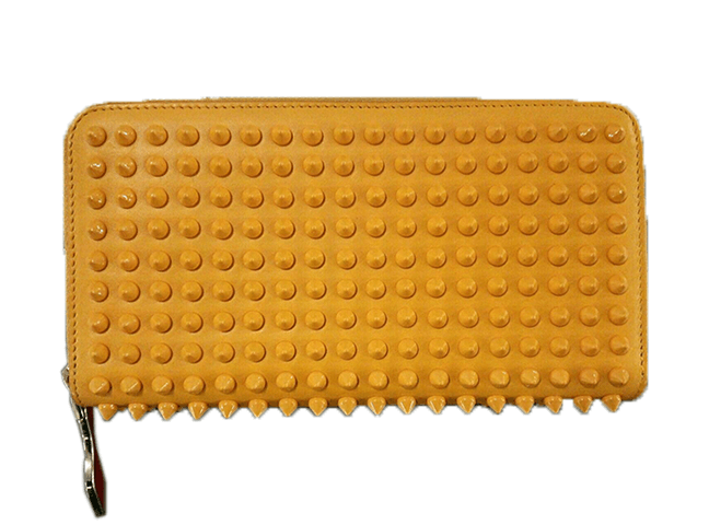 CHRISTIAN LOUBOUTIN(クリスチャンルブタン)